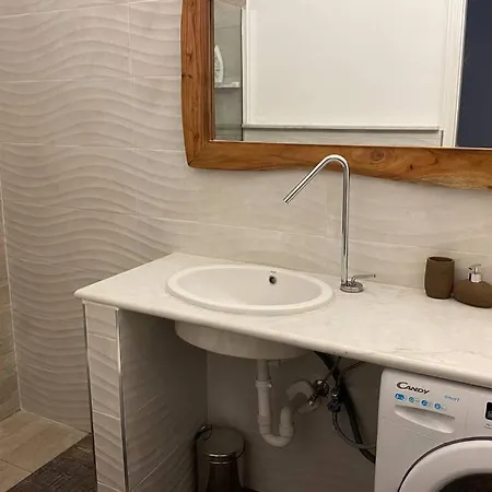 Casa A 50 Metri Dalla Spiaggia!!!! Apartamento